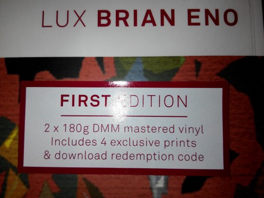 brian eno这样的技术大师对自己的专辑发黑胶自然不会马虎，选用的还是DMM的mastering